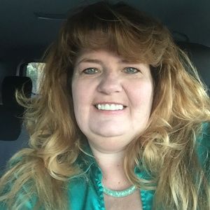 Meet your Posher, Dyanne